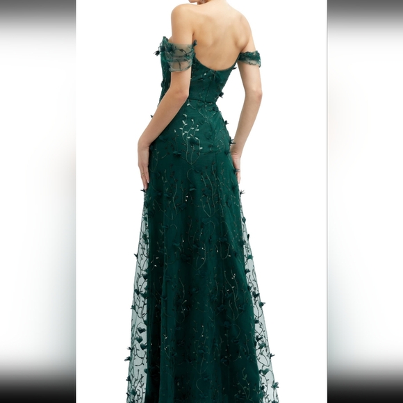 ❤️ HP Dress emerald green  Dessy collection, Beautiful off the shoulder - Picture 3 of 8